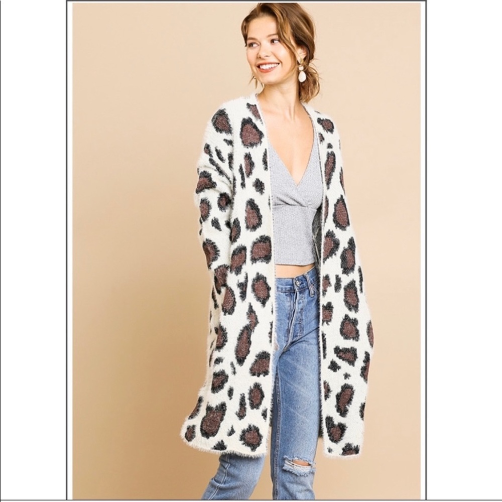 🔥LAST ONE Fuzzy Animal Print Open Front Cardigan